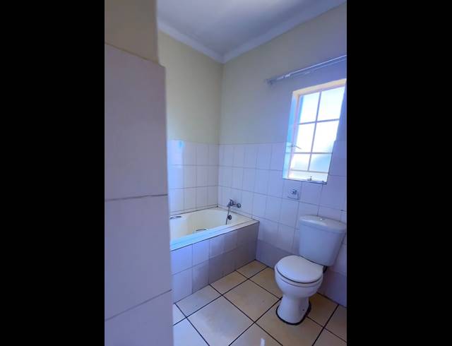 2 BEDROOM APARTMENT FOR SALE IN ANNADALE